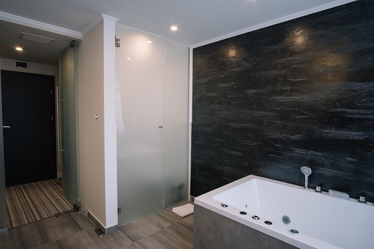Norm Hill Hotel Cluj-Napoca Eksteriør billede