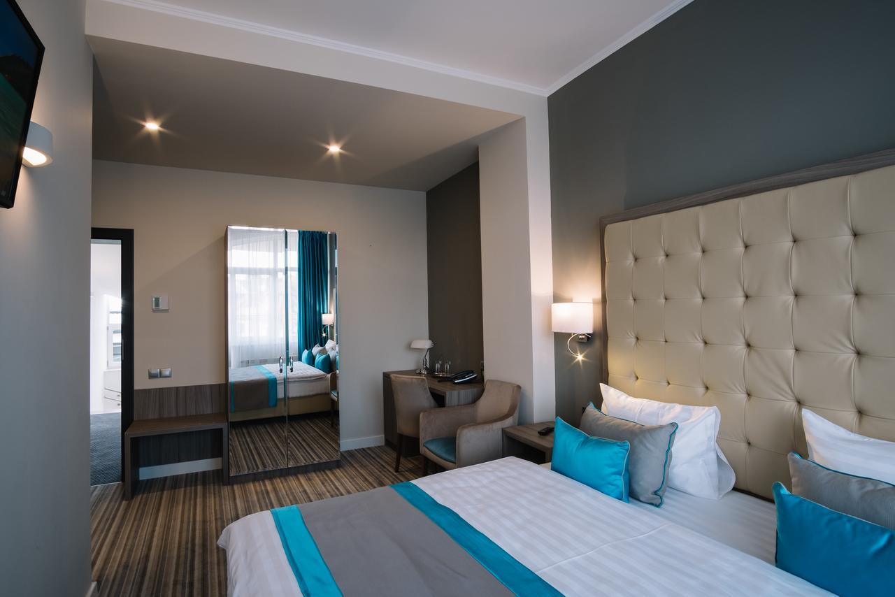 Norm Hill Hotel Cluj-Napoca Eksteriør billede
