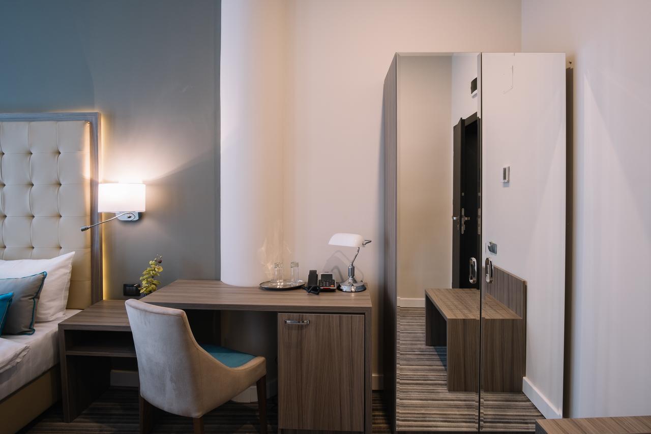 Norm Hill Hotel Cluj-Napoca Eksteriør billede